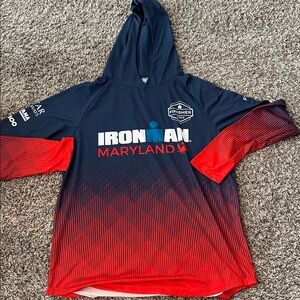 Hoodie Shirt  Ironman Large Bike Run